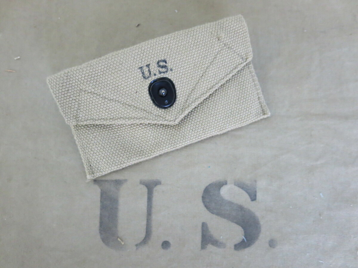 US Army First Aid Kit M-1942 Pouch OLIV Verbandspäckchen Tasche  Koppeltasche