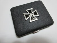 Iron Cross 1939 Badge Cigarette Case Black Crackle