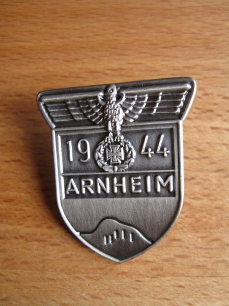 Pin Arnheim